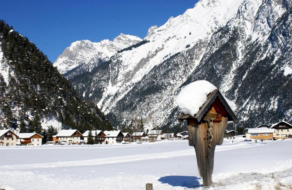 Gasthof Risserhof Scharnitz Bagian luar foto